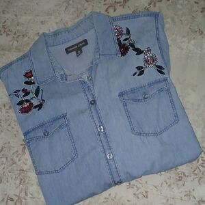 ALEXANDER JORDAN  Embroidered Denim Blouse Size XL